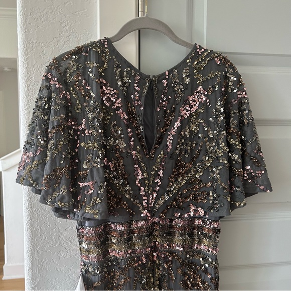 NWT Mac Duggal Cape Sleeve Embellished Gown 5439 - Picture 6 of 9